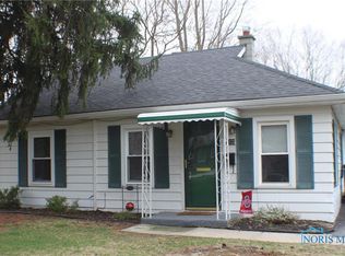 913 Parker St, Bowling Green, OH 43402