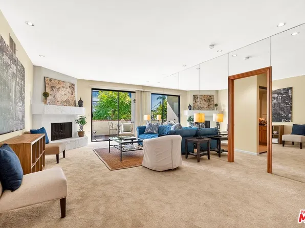 11755 Montana Ave APT 201, Los Angeles, CA 90049