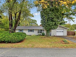 14 Paxton Rd, Framingham, MA 01701