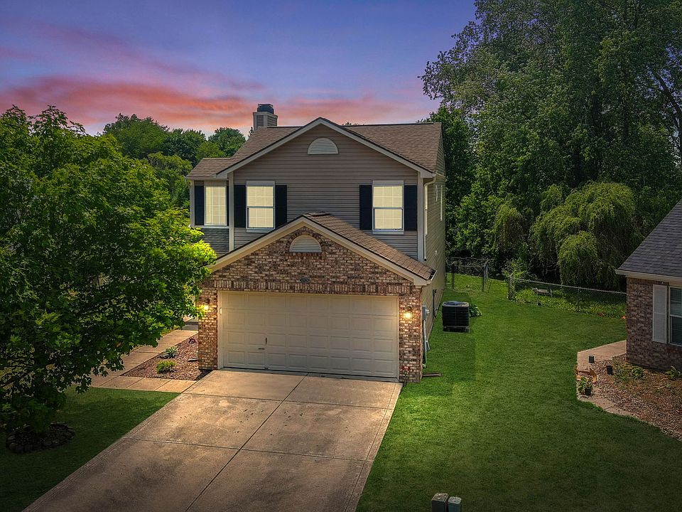 1st image of 11929 Titania Cir
