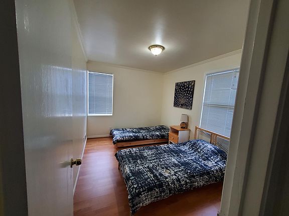 3rd image of 264 88th St
