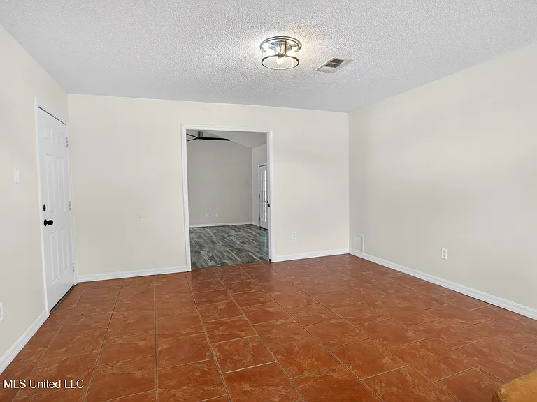 7832 Hilo Pl — Photo 20