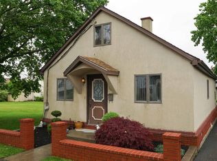 15 Bolton Rd, Dartmouth, MA 02748