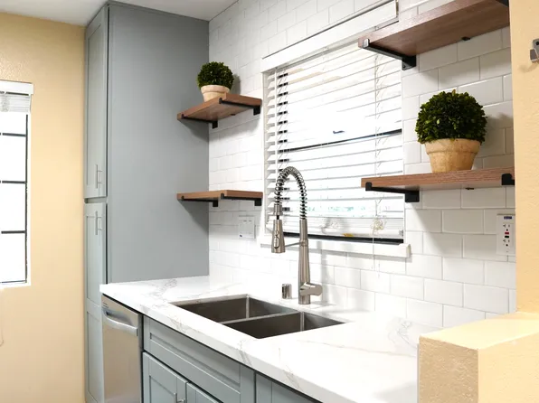 10343 Azuaga St Unit 66, San Diego, CA 92129