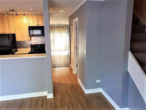 2nd image of 5946 Meadow Dr