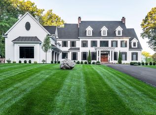 15 Winding Brook Dr, Saratoga Springs, NY 12866