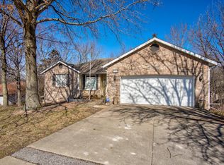 2103 Wynfield Dr, Columbia, MO 65203