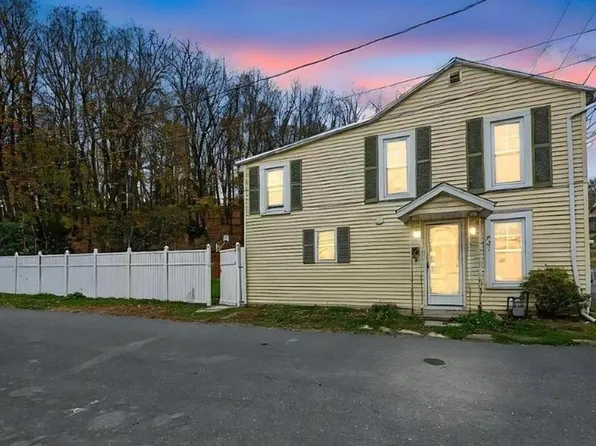 901 Fairview St, Pottsville, PA 17901