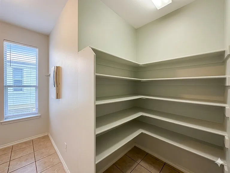 5108 Keating St — Photo 18