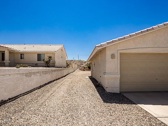 2nd image of 1360 Arroyo Dr