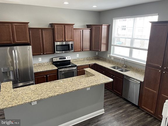 2nd image of 113 Kingsley Dr