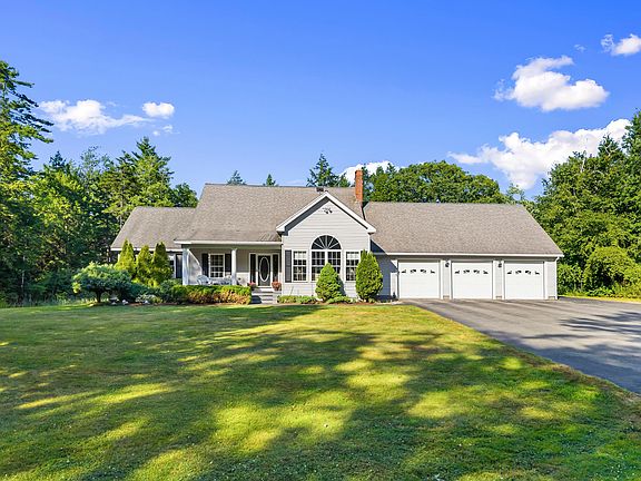 2nd image of 79 Beaver Pond Road