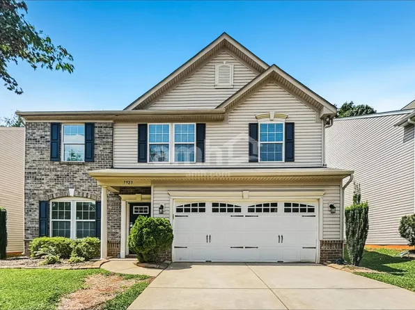 7923 Suttonview Dr, Charlotte, NC 28269