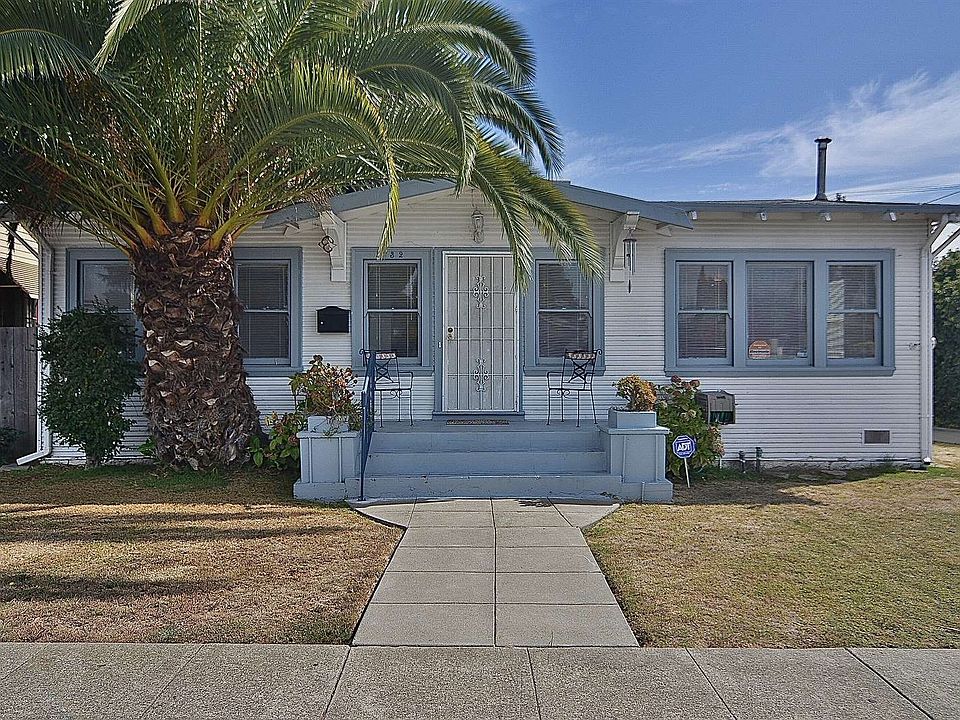 1st image of 2732 61st Ave