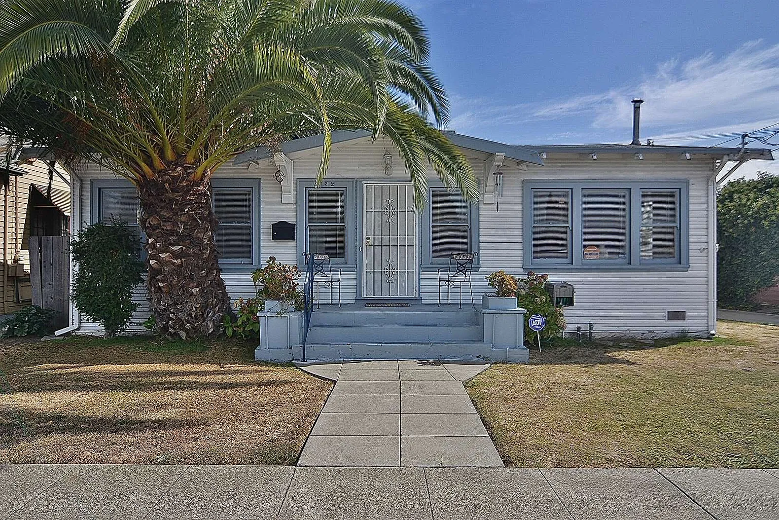 2732 61st Ave photo 1