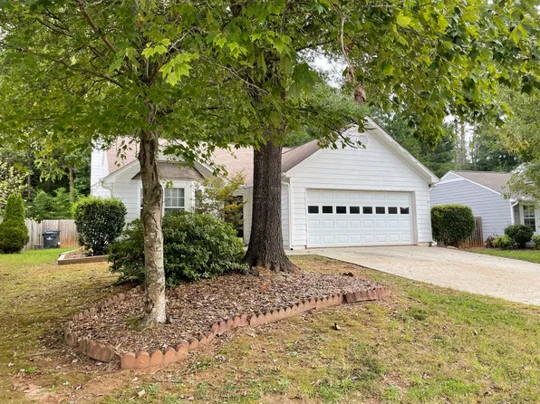 2620 Burnstone Run, Lawrenceville, GA 30044