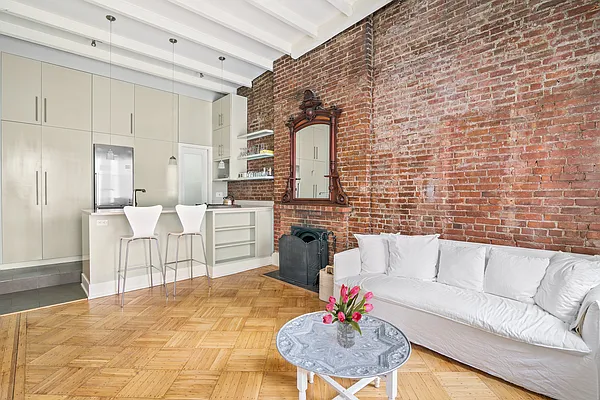 Rented by Corcoran | media 8