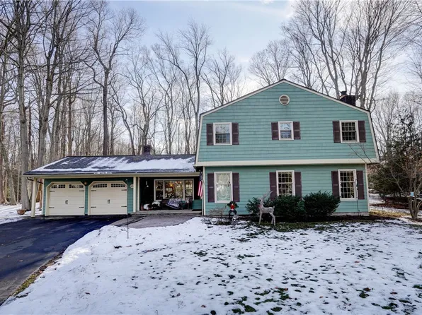 1237 Bucks Run, Webster, NY 14580