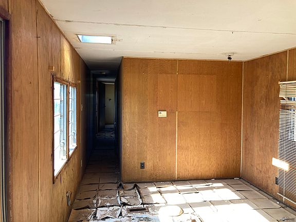5th image of 8846 S Jerome Ct