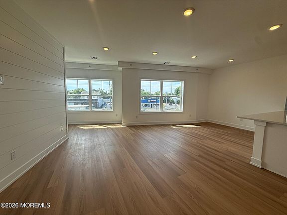 2nd image of 629 Ocean Road #9