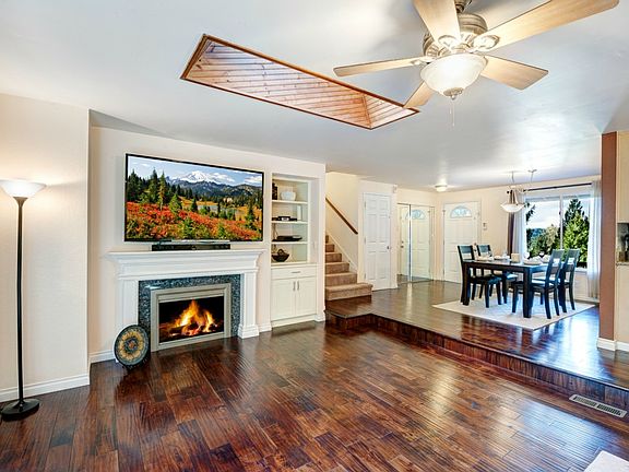3rd image of 8102 172nd Ave NE