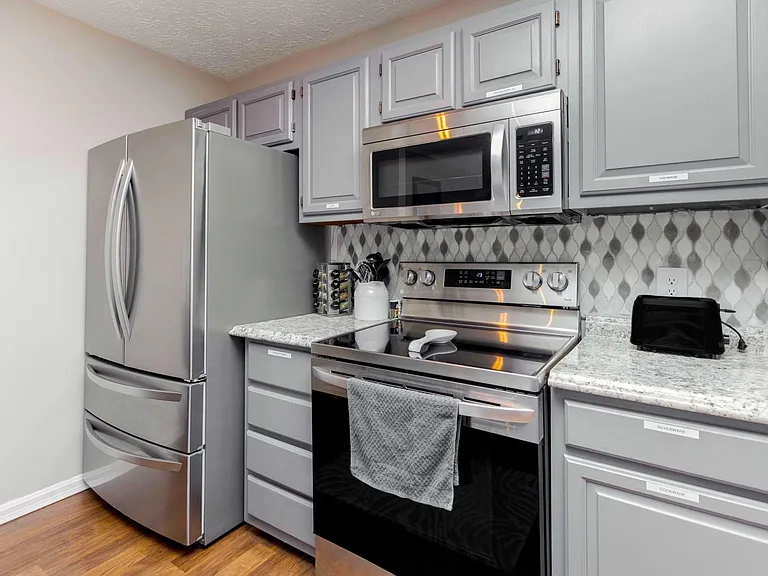 113 Wingate Cir — Photo 32