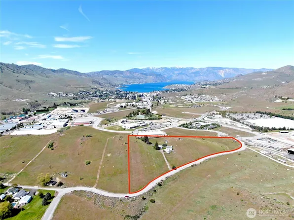30 Isenhart Road, Chelan, WA 98816