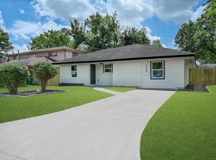 5754 Peacock St, Houston, TX 77033