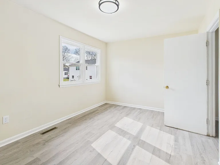 806 Arlington Rd #A — Photo 9