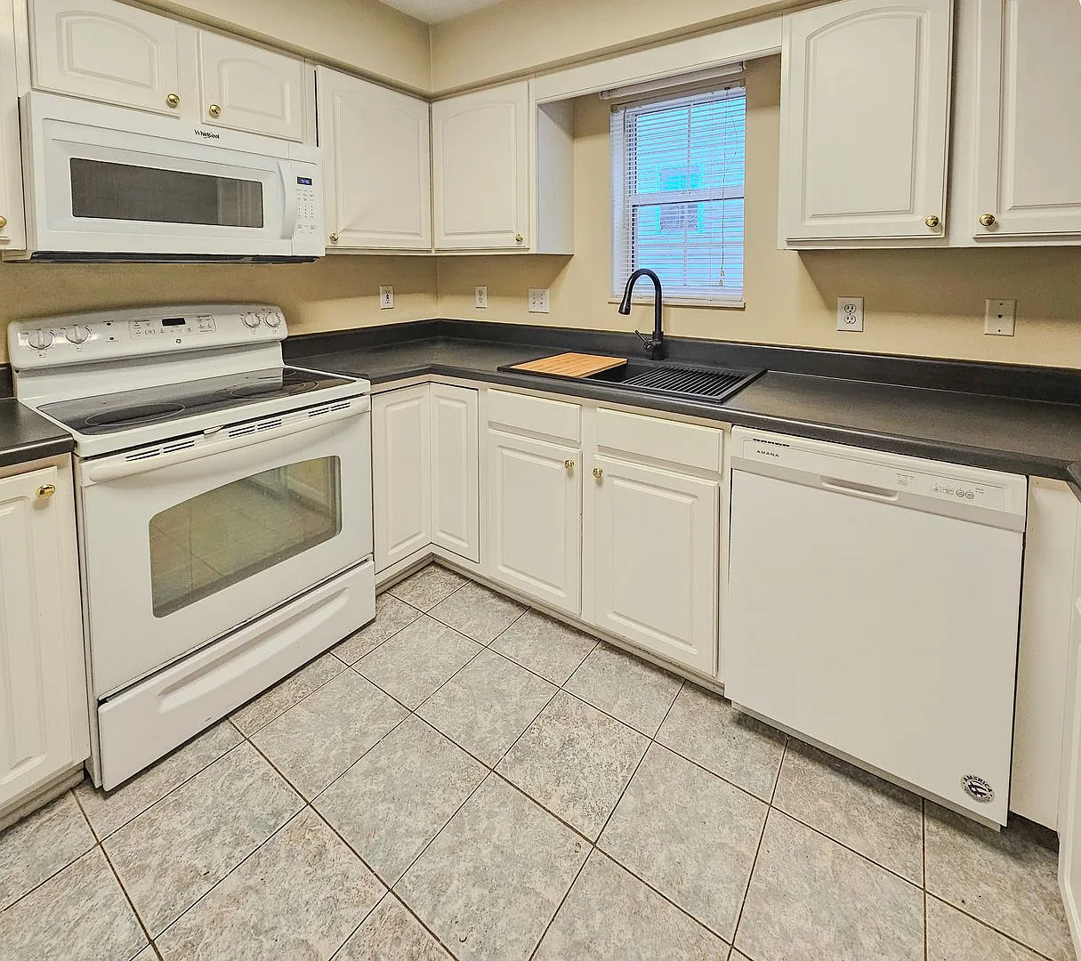 Knoxville 37934 - 3 bed 2. — Photo 3