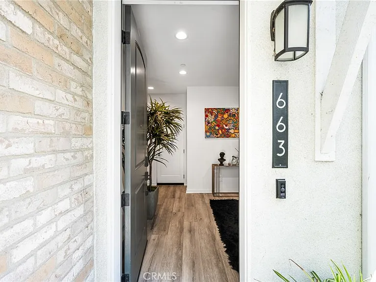663 S Mosaic St — Photo 4