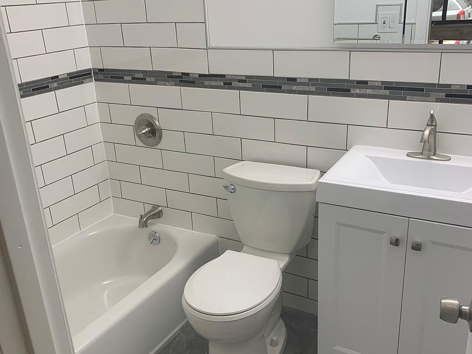 2nd image of 15126 80th St