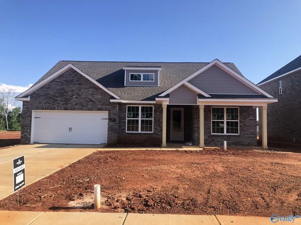 3109 Lisa Ln SE, Decatur, AL 35603