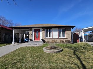 44 Loradeen Cres, Toronto, ON M1B 1T8