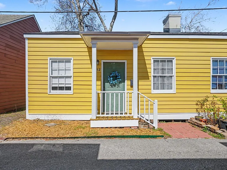 552 - 554 E Macon St — Photo 1