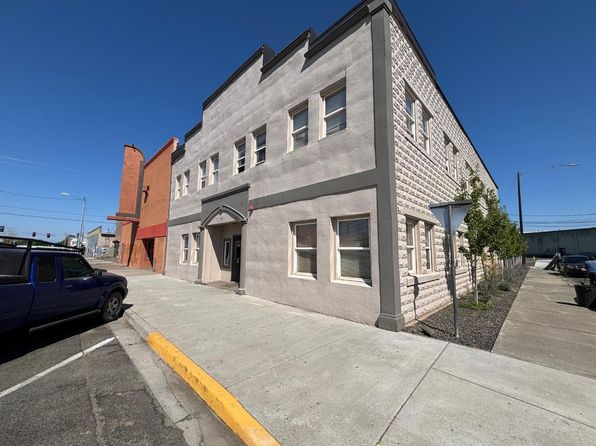 118 E 3rd St #104