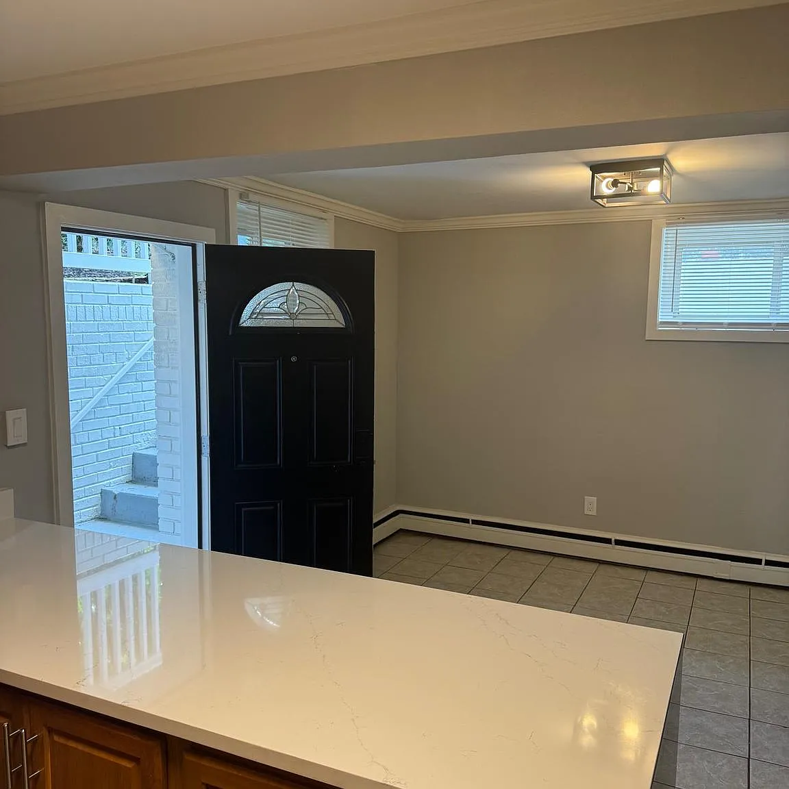 1 bed, 2447 sqft, $1,250 — Photo 3