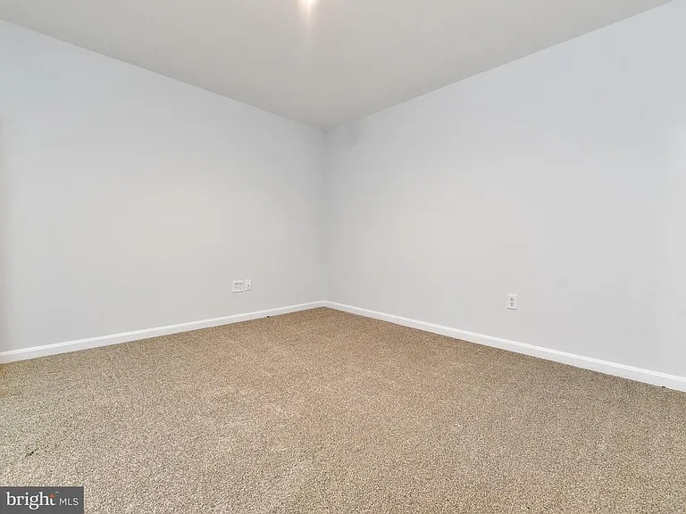 5801 Tobery Rd — Photo 9
