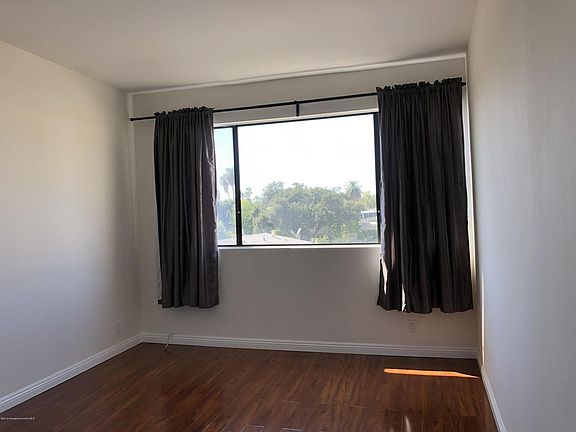 5th image of 497 E California Blvd APT 308