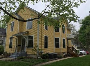 224 N Lincoln St, Batavia, IL