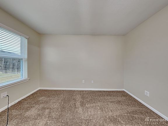 5th image of 428 Palomino Stand Dr