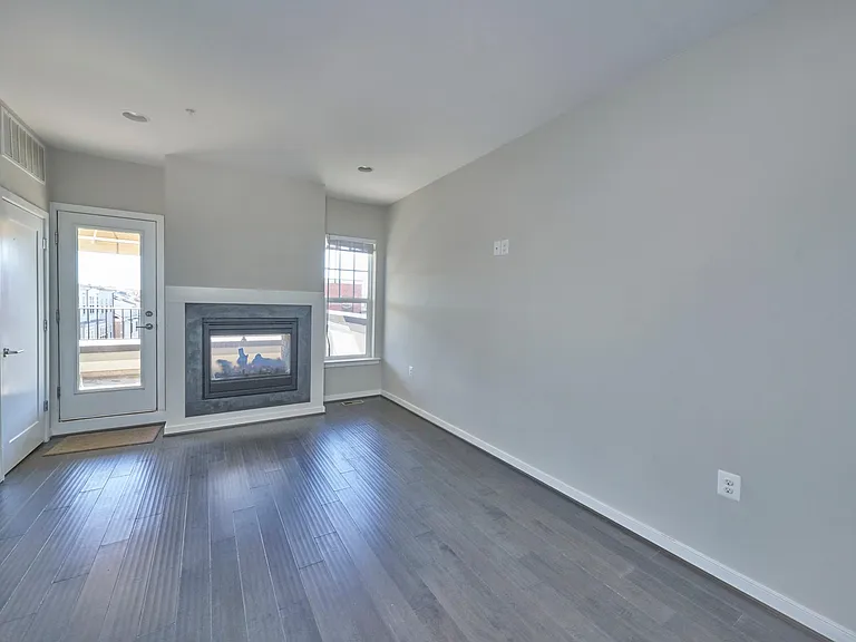 256 Bluemont Branch Ter SE — Photo 55