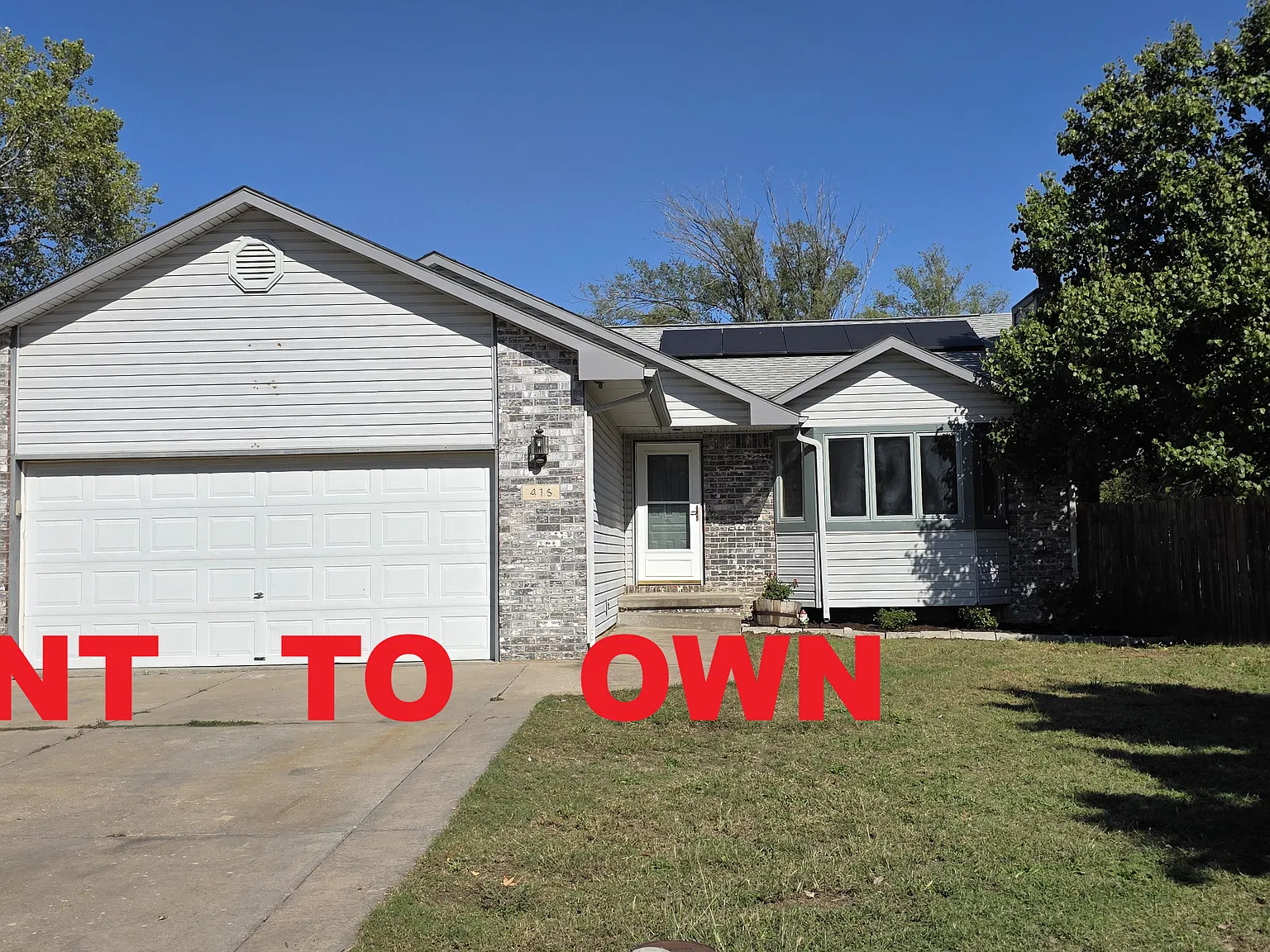 3 bed, 1266 sqft, $1,829 — Photo 1