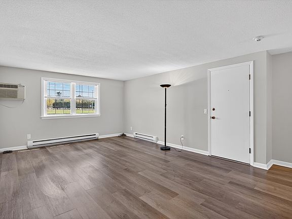 5th image of 91 Pleasant St APT A6