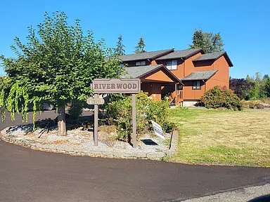 R301E The Riverwood Apartments - 1301-1305 NW Airport Rd Chehalis WA ...