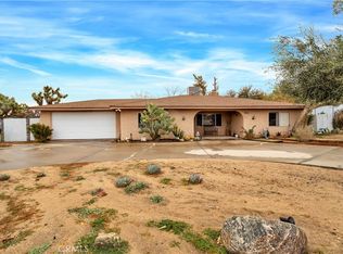 7463 Dumosa Ave, Yucca Valley, CA 92284
