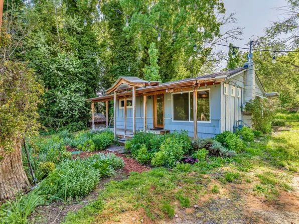 3087 Highway 66, Ashland, OR 97520
