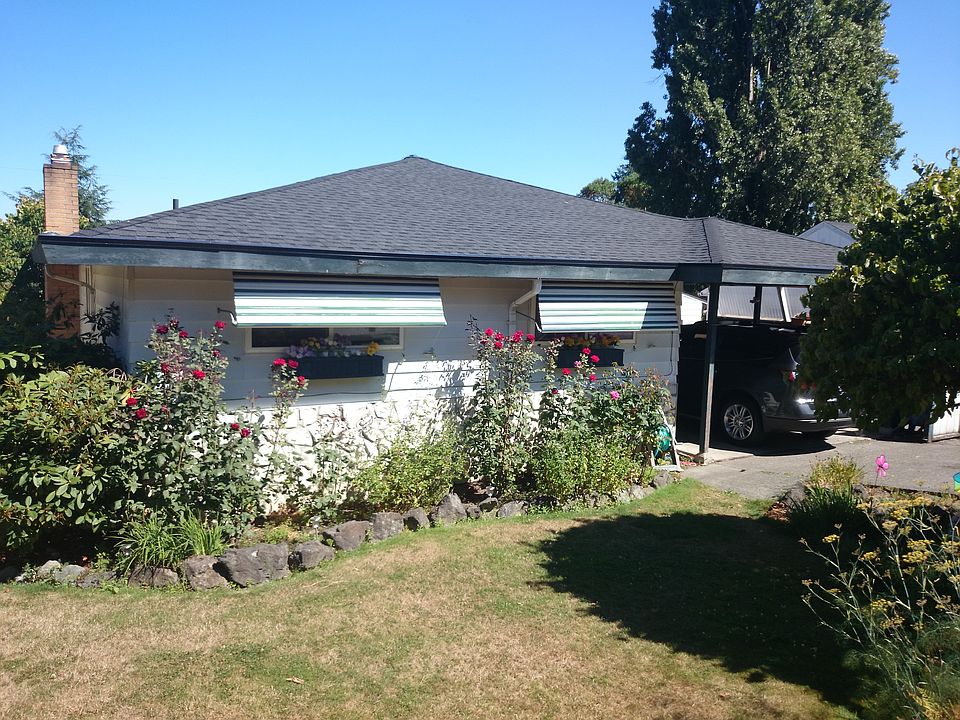 2nd image of 9920 32nd Ave SW