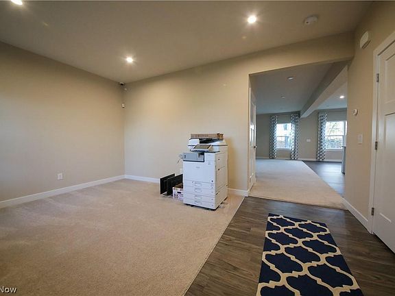 3rd image of 6374 Shadow Creek Dr