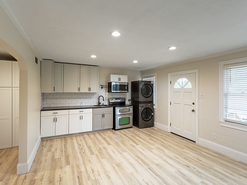 1st image of 11439 Scotland Ln #Ii